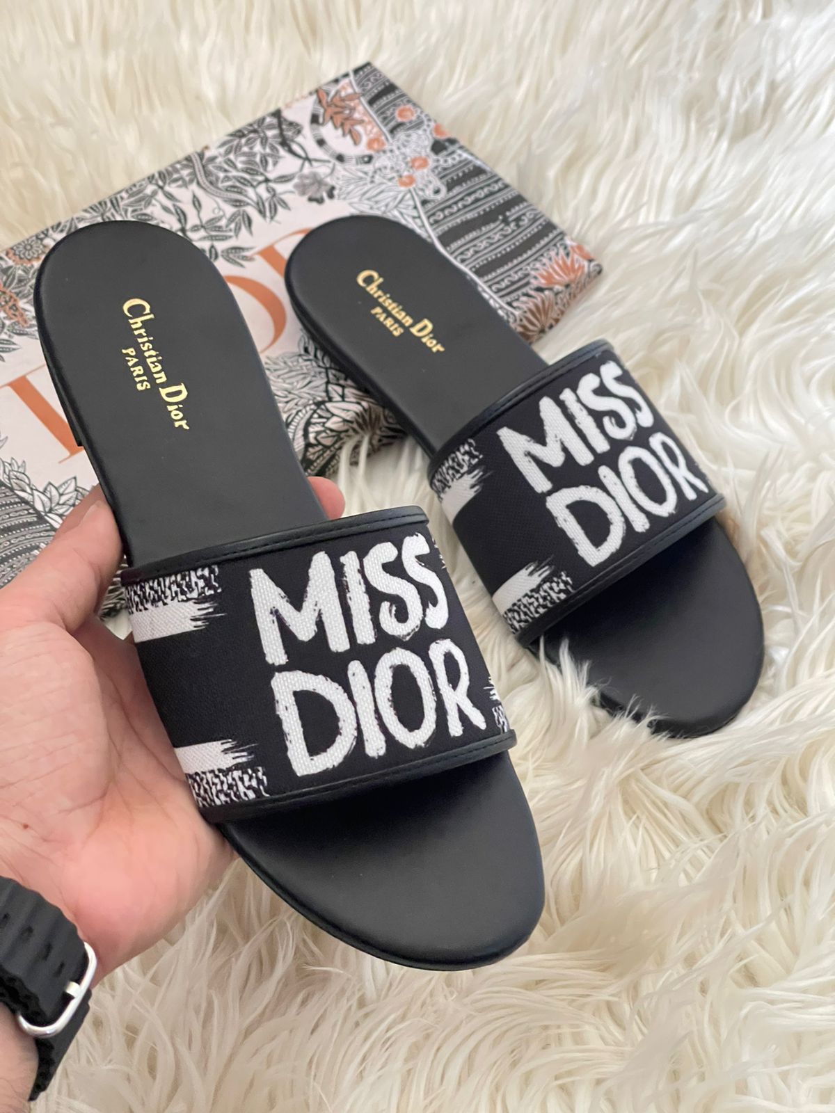 Miss Dior Flats