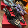 V. Stone Heel