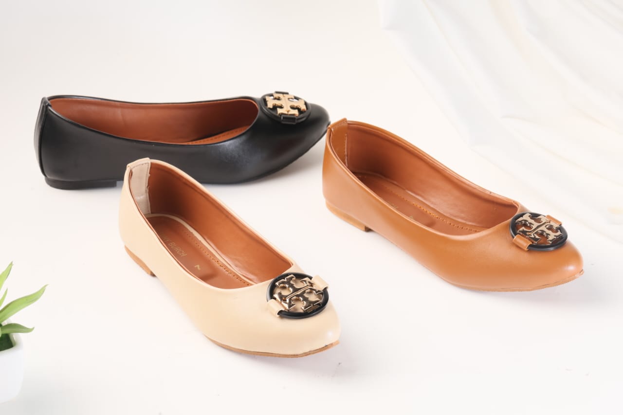 TORY BURCH CASUAL PUMPS