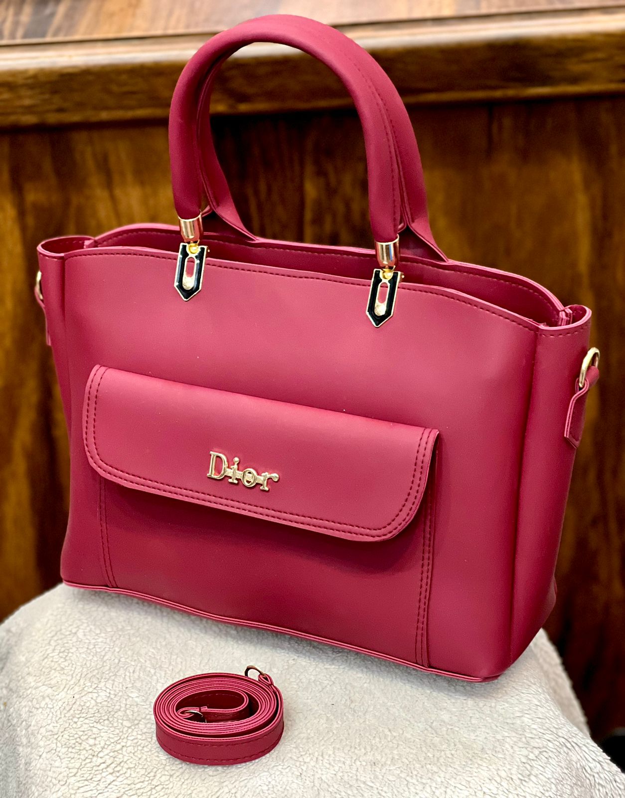 D. women handbag